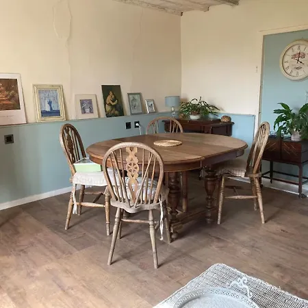 3bedrooms-sleeps6-wifi-fireplace Сasa de vacaciones