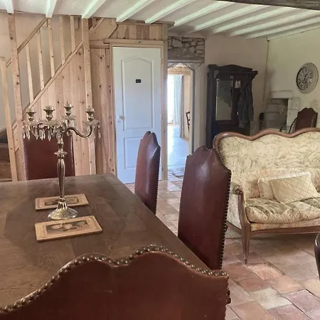 Дом отдыха 3bedrooms-sleeps6-wifi-fireplace Ceaux-en-Loudun
