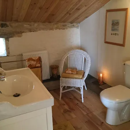 3bedrooms-sleeps6-wifi-fireplace Дом отдыха