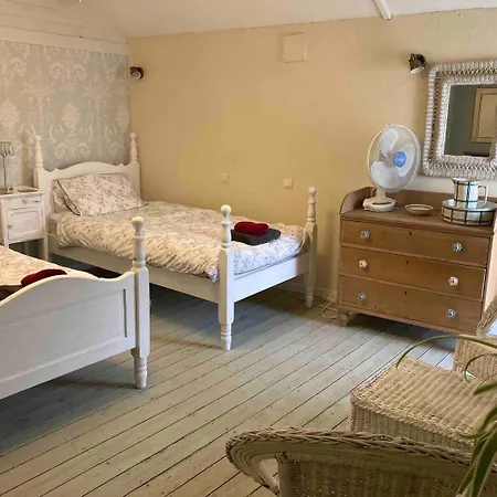 Дом отдыха 3bedrooms-sleeps6-wifi-fireplace Ceaux-en-Loudun