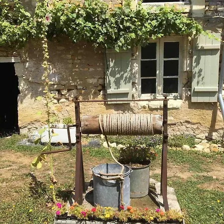 3bedrooms-sleeps6-wifi-fireplace Дом отдыха Ceaux-en-Loudun